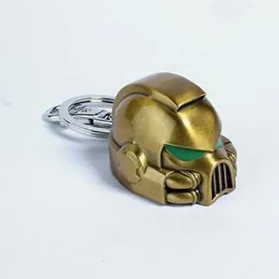 Produktbild von Semic Warhammer 40K Metall-Schlüsselanhänger Space Marine MKVII Helmet Gold
