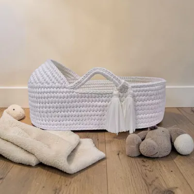 Produktbild von Moseskorb Babywiege Babybett Set mit Matratze und Schaukelständer