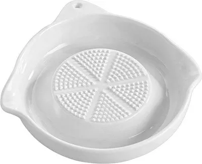 Produktbild von Geschirrspülmaschinengeschützter Knoblauch-Rasp-Platte - Gartengerät - Keramische Zubehörteile - 13,5 x 13,5 cm - Weiß
