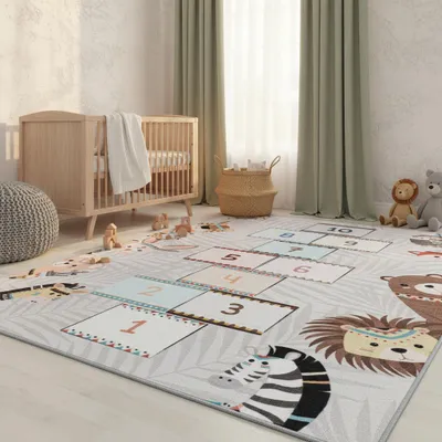 Produktbild von Kinderzimmerteppich Hüpfspiel Kindgerecht Waschbar Strapazierfähig | Grau 120x170 cm Jugendzimmer Rutschfest Schadstoff | TRAUN – Kadima Design