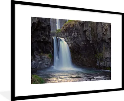 Produktbild von MuchoWow® Gerahmtes Poster Wasserfall - Wasser - Felsen 90x60 cm - Poster mit Schwarzem Bilderrahmen Wandposter Rahmen Foto Bilder - Wanddekoration - Fotos