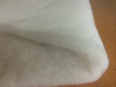 Obrázek produktu pro Duté vlákno pevné - vatelín 150cm, 300g/m2 / 50cm
