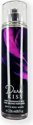 Produktbild von Bath & Body Works Dark Kiss Körperspray für Damen 236 ml