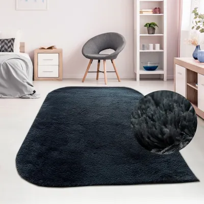 Obrázok produktu pre Krásne mäkký obyčajný koberec do obývačky v čiernej farbe Veľkosť - 140 x 200 cm