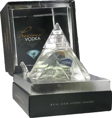 Produktbild von Precious Vodka 0,7L (40% Vol.)