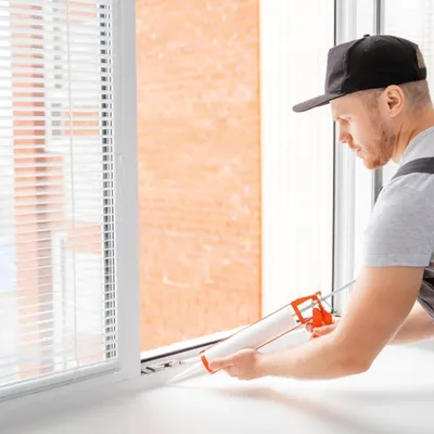 Zdjęcie produktu dla Uniwersalny silikon Soudal 280 ml – szary