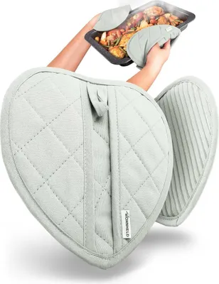 Produktbild von WOHNHELD® Topflappen & Ofenhandschuhe Kombi I 2er Set I Extrem hitzebeständig 250° C I Baumwolle Waschmaschinen geeignet I Herz Grün