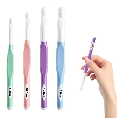 Produktbild von Häkelnadel-Set - Ergonomische Handarbeit - Zum Häkeln von Wolle und Garn - 15 mm, 12 mm, 10 mm und 8 mm, 4 Stück