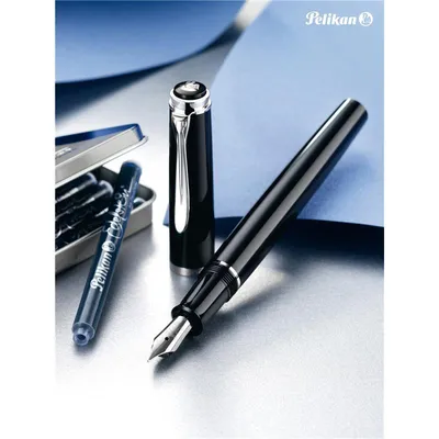 Obrázek produktu pro Pelikan Füllhalter P205 Schwarz F Geschenkbox