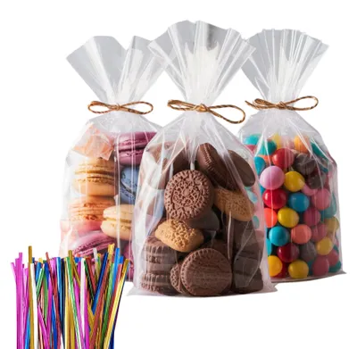 Productafbeelding van Uitdeelzakjes Transparant - 100 Stuks met Twistbandjes - Traktatie Zakjes Kinderfeestje - Snoepzakjes - Cadeauzakjes - 15 x 25 CM