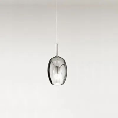Productafbeelding van Hanglamp van rookkleurig, spiegelend borosilicaatglas met E27-fitting, diameter 17 cm, hoogte 36,5 cm, 300 cm kabel - Perenz