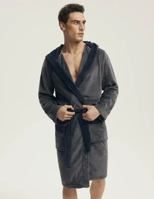 Produktbild von Männer Bademantel Henderson mit Kapuze grau aus 100% Polyester L