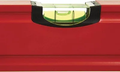 Image de Niveau Slim rouge de 120 cm/48 pouces - Rouge/Noir, avec structure en aluminium