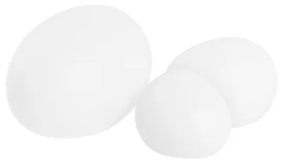 Produktbild von BELIANI LED Outdoor Kugelleuchten 3er Set Weiß aus Kunststoff 30 cm mit Fernbedienung IP67 Wasserfest Modern Garten Terrasse Beleuchtung