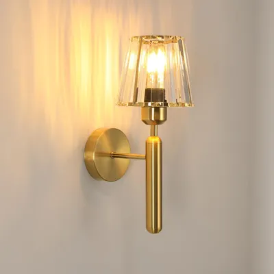 Goldene Wandlampe mit E27-Fassung, 34x14x20 cm, Metall/Glas