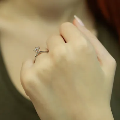 Produktbild von 0,16 Carat Solitär Diamant Ring Antragsring 14 Karat Weißgold