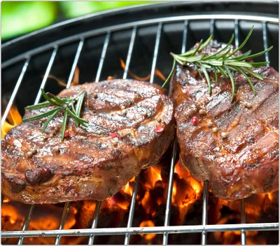 Produktbild von Spritzschutz Herdabdeckplatte Schneidebrett aus Glas Steak auf Grill 1-Teilig (60x52cm)