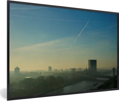 Produktbild von MuchoWow® Gerahmtes Poster Utrecht - Nebel - Luft 90x60 cm - Poster mit Schwarzem Bilderrahmen Wandposter Rahmen Foto Bilder - Fotorahmen - Foto-Plakat