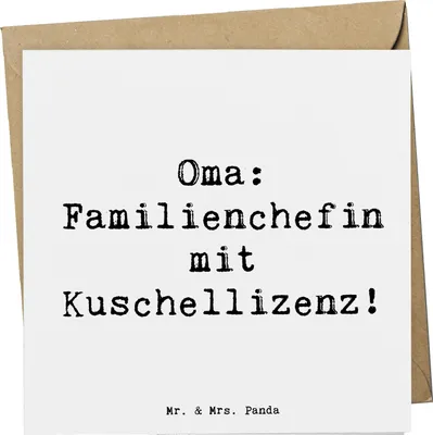 Produktbild von Mr. & Mrs. Panda Deluxe Karte Spruch Oma Familienchefin - Weiß - Geschenk, Grußkarte, Kuscheln, Omi, Großmutter, doppelkarte, Glückwunschkarte, Liebe, Geburtstage
