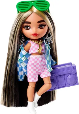 Image de Poupée Barbie Extra Minis #2 (14 cm env.) avec modes, accessoires et support de poupée