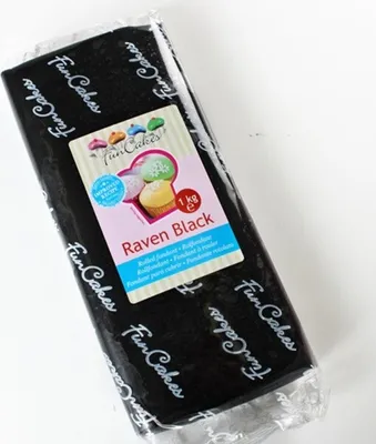 Produktbild von FunCakes Rollfondant Schwarz Raven Black 1kg