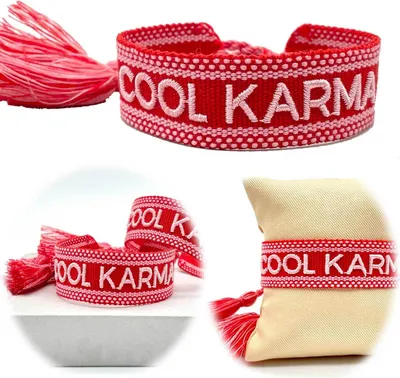 Produktbild von LS-LebenStil Canvas Statement Armband Cool Karma Rot besticktes Stoffarmband gewebt textiles Quasten Spruch Boho Geschenk Freundschaftsarmband
