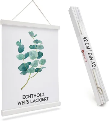 Produktbild von LIKARTO® Posterleiste Holz Weiß A2, 42 cm, magnetisch, mit Lederband