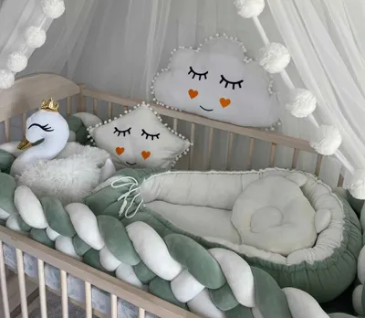 Produktbild von Zopf-Nestchen für Gitterbett, Velours, 360 cm x 18 cm, 4-fach geflochten, Weiß-Grün