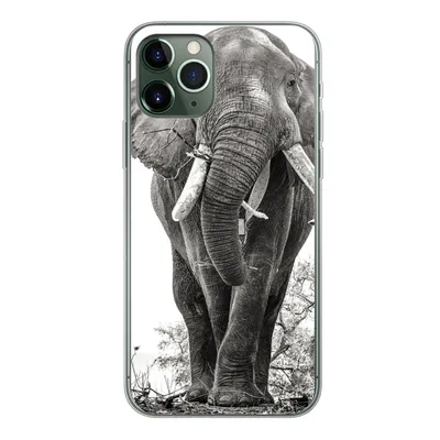 Produktbild von MuchoWow® Handyhülle Schutzhülle Hülle für iPhone 11 Pro Elefant - Porträt - Tiere - Schwarz und weiß Silikon Softcase Handy Hülle - Handy
