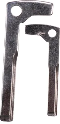 Produktbild von Auto Schlüssel Rohling Notschlüssel kompatibel mit Mercedes Benz z.B. W212 W207 Smart Key Blade