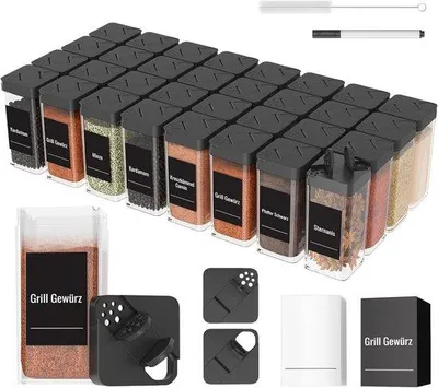 Produktbild von Famanu Kräuterbehälter quadratisch - Set mit Deckel - 32 x 120 ml - stabiler Kunststoff - luftdicht - mit Streueinsatz - 120 Etiketten - schwarz