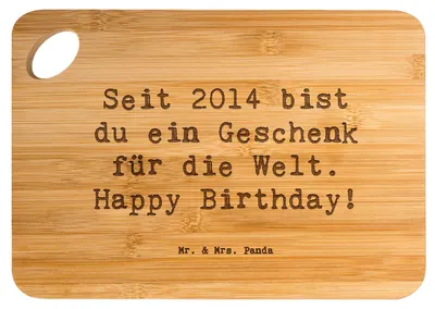 Produktbild von Mr. & Mrs. Panda schneidbrett Spruch 2014 Geburtstag Geschenk - Transparent - Glückwunsch, Schneidebrett, Geburtsjahr erinnern, holzschneidebrett, Brett, Frühstücksbrett