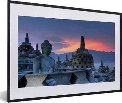 Produktbild von MuchoWow® MuchoWow® Gerahmtes Poster Oranger Himmel über dem Borobudur-Tempel in Indonesien 60x40 cm - Poster mit zchwarzem Bilderrahmen - Schlafzimmer - Plakat in Rahmen - Drucken