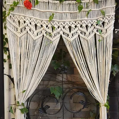 Zdjęcie produktu dla Zasłona makramowa - Boho, idealna do drzwi i okien - Ręcznie robiona zasłona makramowa - Element dekoracyjny w stylu boho, oddzielający przestrzeń - Zasłona do drzwi, okien, salonu