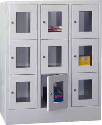 Produktbild von Schließfachschrank - Sichtfenstertüren - 9 Fächer a 300 mm - 1.187x900x500 mm (HxBxT) - Sockel - Zylinderschloss - resedagrün/tiefschwarz