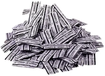 Produktbild von Kondome, feucht, 100 Stück, 52mm nominale Breite, 205mm Länge, 0,06mm Wandstärke