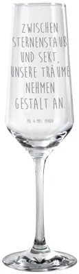 Produktbild von Mr. & Mrs. Panda Sektglas mit Gravur Spruch Sektglas Träume - Transparent - Geschenk, Anstoßen, Sterne, Kelchglas, Trinkglas, Hoffnung, hochwertige Verarbeitung, Sprüche