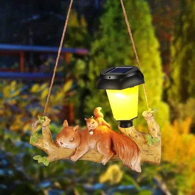 Produktbild von Gartenfiguren von Eichhörnchen mit Solarlaterne, solarbetriebene Eichhörnchenskulpturen für den Außenbereich, Tierfiguren aus Kunstharz mit Solarbeleuchtung für Terrasse oder Garten