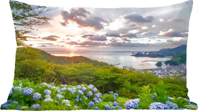 Produktbild von MuchoWow® Zierkissen Sofakissen Wohnzimmer Dekokissen 50x30 cm Sonnenuntergang mit Hortensien - Wohnzimmerdekoration - Polster mit Photo