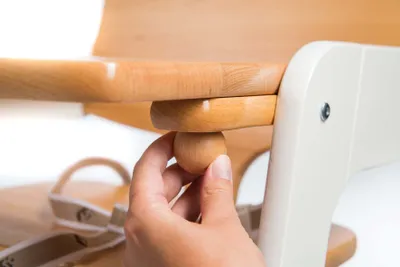 Immagine prodotto di roba Seggiolone per scale 'Kid Up', in legno massiccio, bianco/naturale, seggiolone per neonati e bambini che cresce con loro