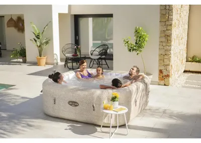 Produktbild von Bestway® LAY-Z-SPA® Energiespar-Whirlpool Rome AirJet™ mit App-Steuerung + integrierter UltraFit™ -Pumpeneinheit, für 7 Personen 201 x 201 x 71 cm, Sandmarmor-Optik