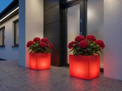 Produktbild von 2er Set LED Blumentopf Deko Solarleuchten mit RGBW & Fernbedienung, 35x35cm