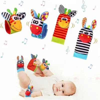 Produktbild von Minicee Baby Rassel Socken & Armband Set 4-teilig – Sensorisches Spielzeug für Babys 0–12 Monate – Weiches Entwicklungsspielzeug