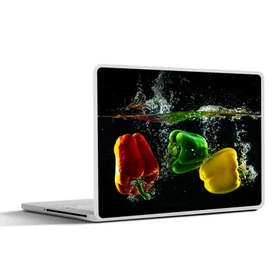 Produktbild von MuchoWow® Laptop Aufkleber Sticker Cover Paprika - Gemüse - Wasser - Schwarz - Rot - Grün - Gelb 25x18 cm - Laptop-Deko