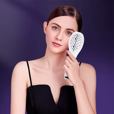 Produktbild von INF Weißer Haarpflegekamm mit EMS, Vibration & Lichttherapie