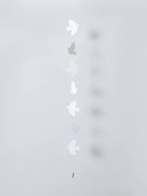 Produktbild von Dekokette "Vogelflug" L 100 cm