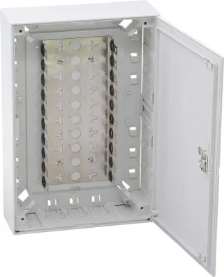Productafbeelding van CobiNet COBI 102307. Verdeelbox III voor 100DA, met voorbereiding, afmetingen 215.6x320