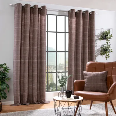 Produktbild von Heimtexland ® Ösenschal cosy mit Woll-Charakter Tartan kariert Vorhang blickdicht Schotten Karo Dekoschal Gardine 240x135 cm Typ899 rot-braun