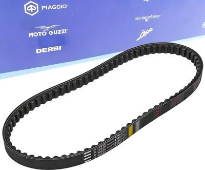 Zdjęcie produktu dla Pasek klinowy Piaggio, oryginalny, wymiary 828 x 22 mm, przeznaczony do silników dwusuwowych, kompatybilny z modelem Typhoon 125