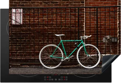 Produktbild von KitchenYeah© Herdabdeckplatte Grünes Fahrrad vor dem Tor , 76x51cm, Küche Deko, Glaskeramikkochfeld Herdabdeckung, Abdeckplatte fùr Kochfeld